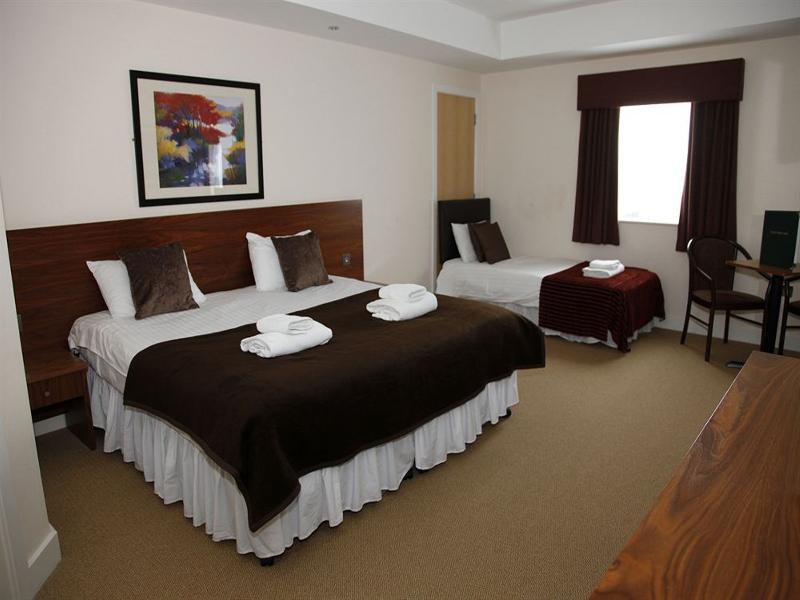 Hotel West Boston